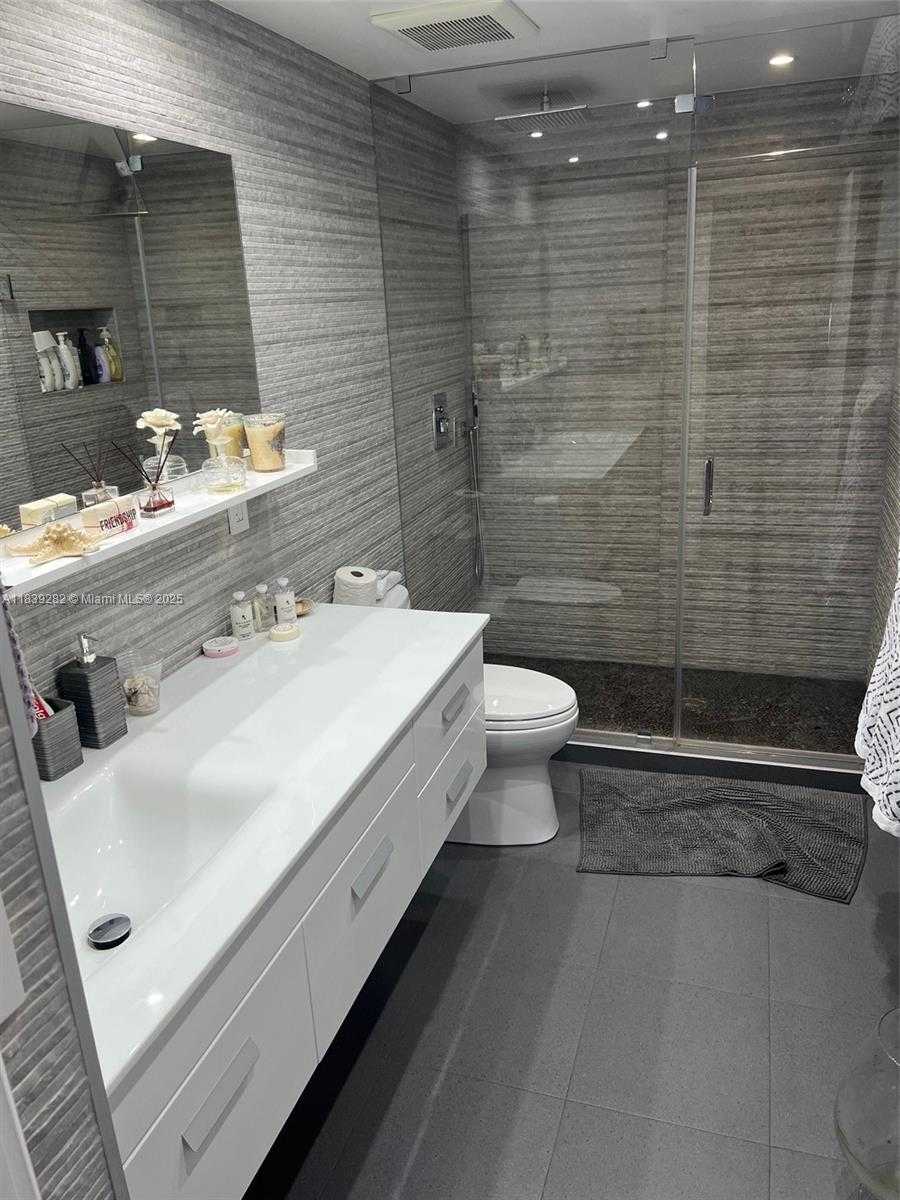 Small Image of 9801 COLLINS AVE #16U, Bal Harbour Number 18