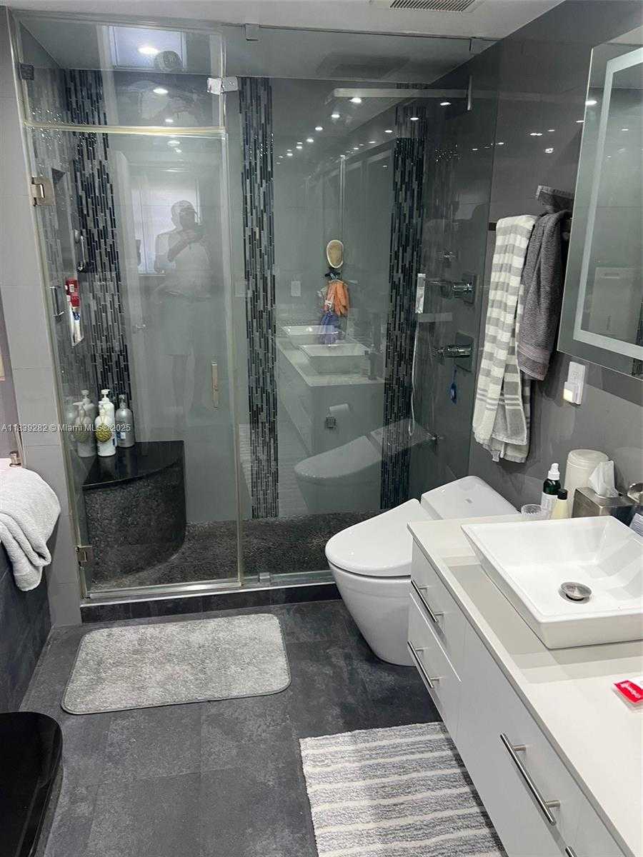 Small Image of 9801 COLLINS AVE #16U, Bal Harbour Number 19
