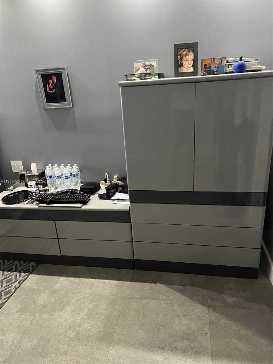 Small Image of 9801 COLLINS AVE #16U, Bal Harbour Number 22