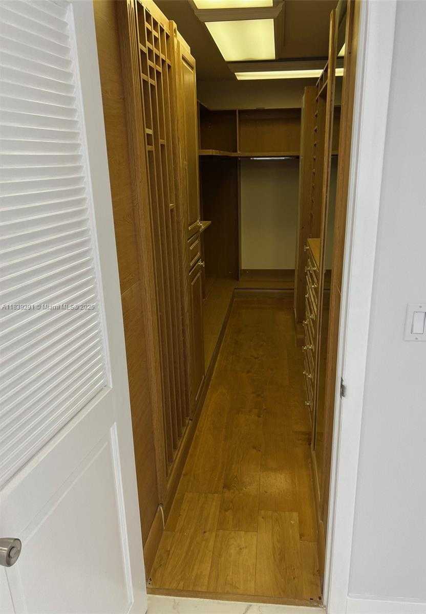 Small Image of 9801 COLLINS AVE #15X, Bal Harbour Number 11