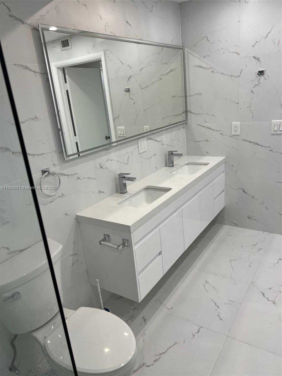 Small Image of 9801 COLLINS AVE #15X, Bal Harbour Number 15