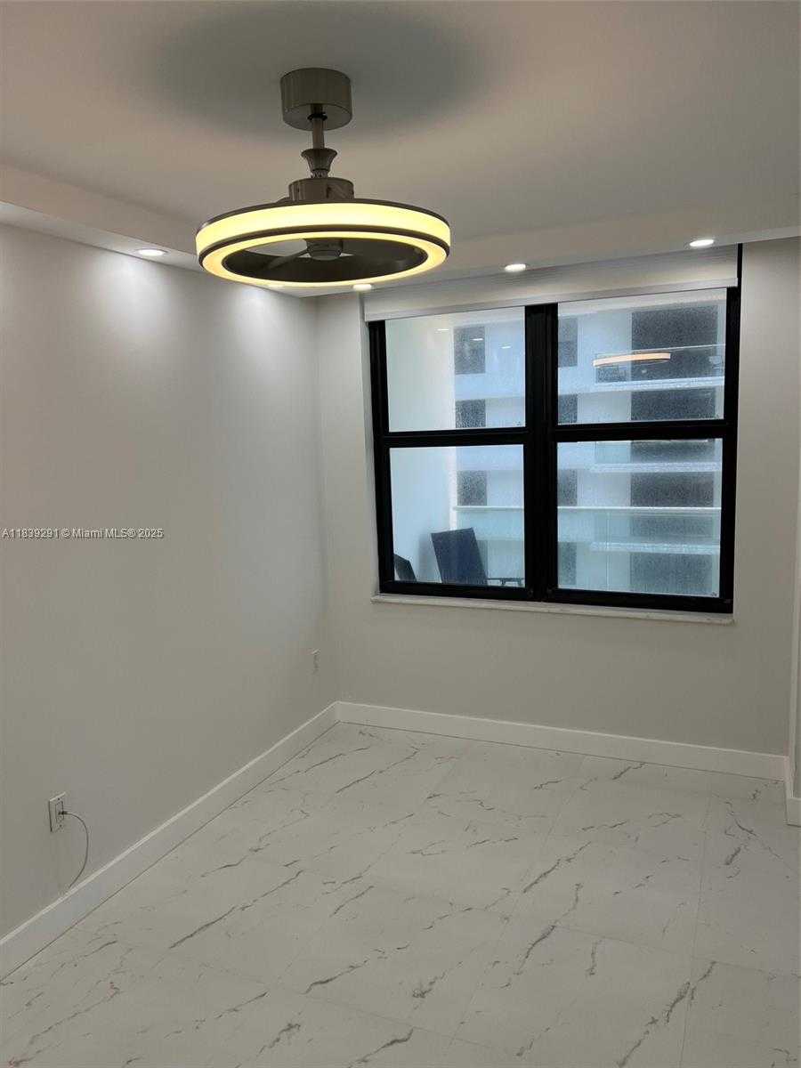 Small Image of 9801 COLLINS AVE #15X, Bal Harbour Number 18