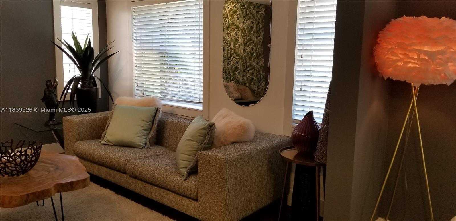 Small Image of 1337 EUCLID AVE #101, Miami Beach Number 10