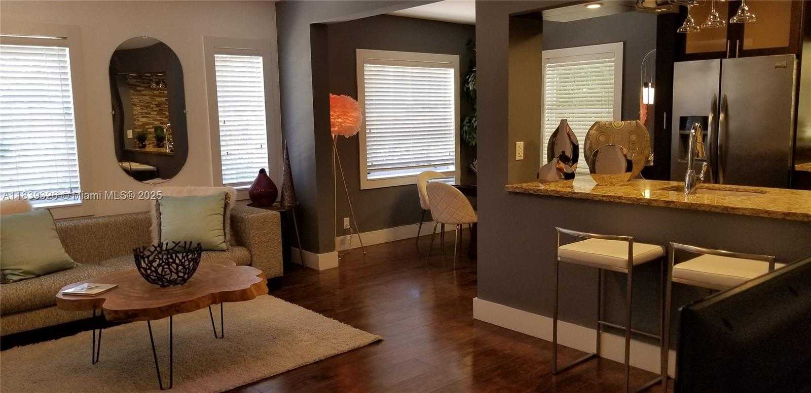 Small Image of 1337 EUCLID AVE #101, Miami Beach Number 12