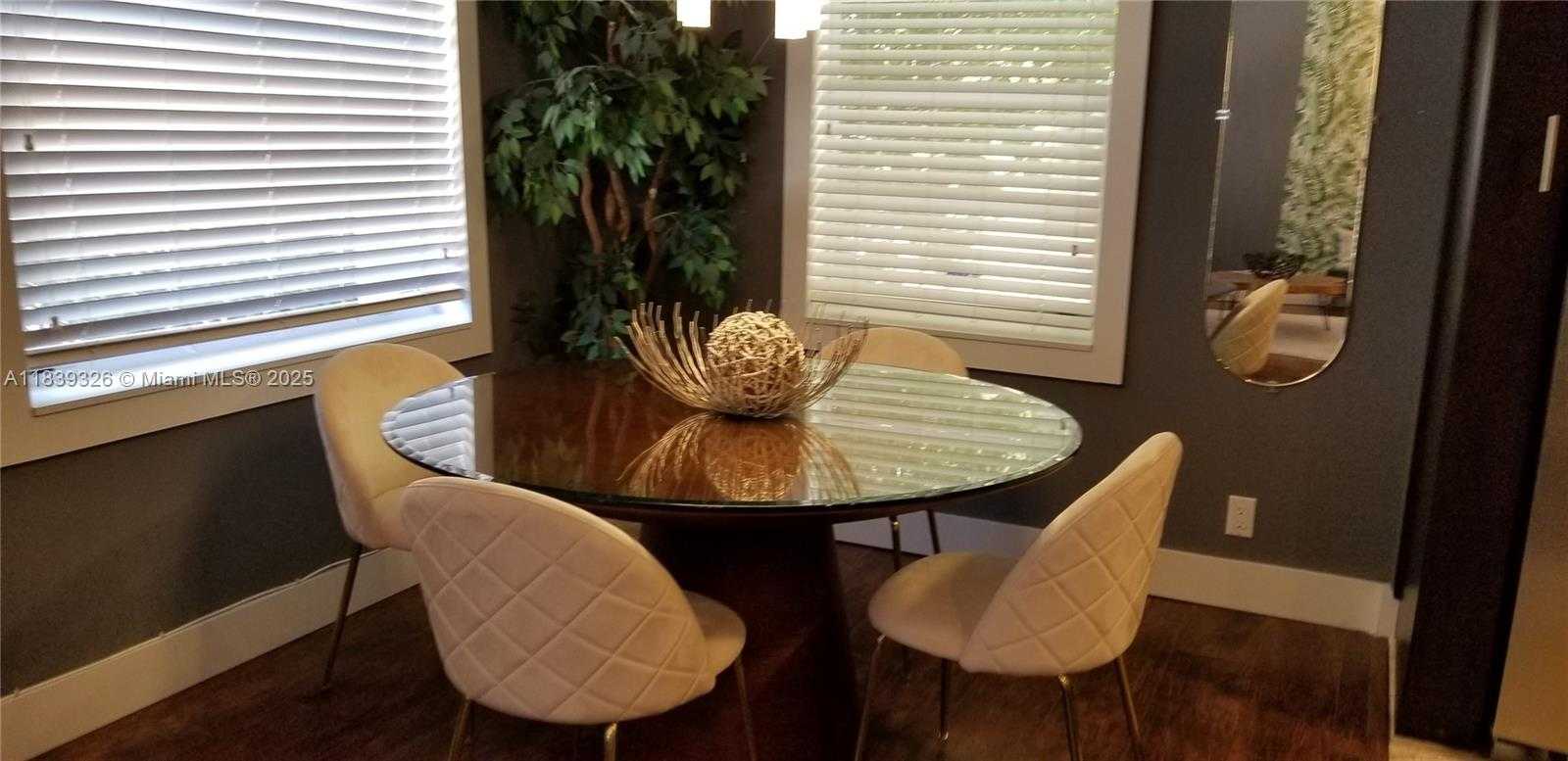 Small Image of 1337 EUCLID AVE #101, Miami Beach Number 17