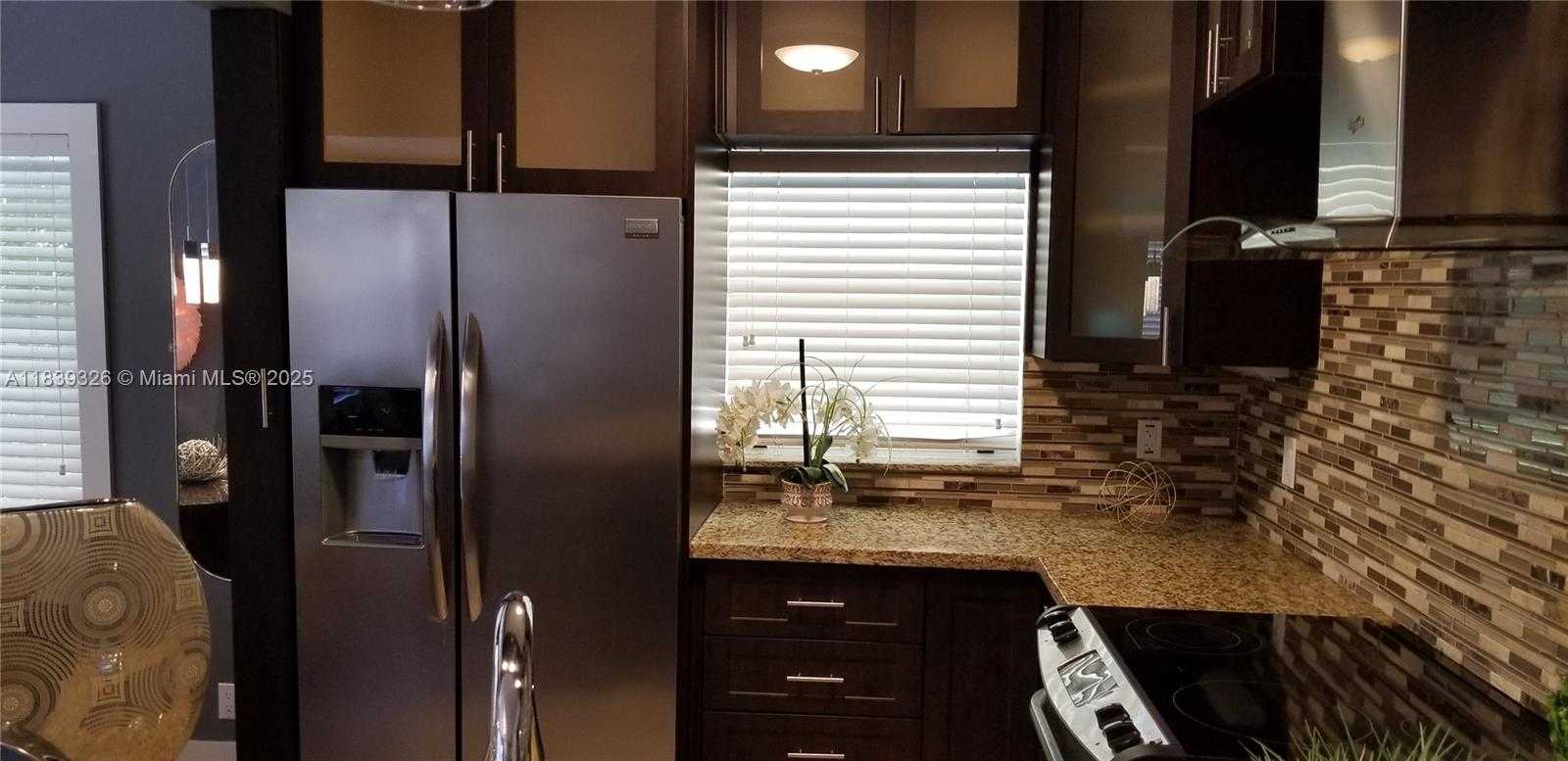 Small Image of 1337 EUCLID AVE #101, Miami Beach Number 19