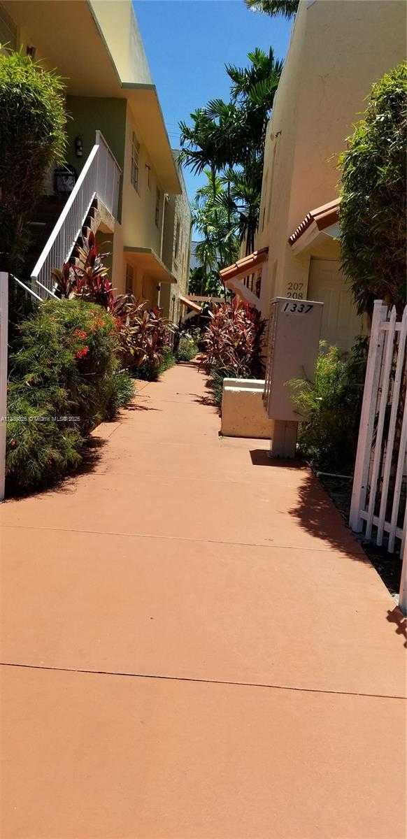 Small Image of 1337 EUCLID AVE #101, Miami Beach Number 2