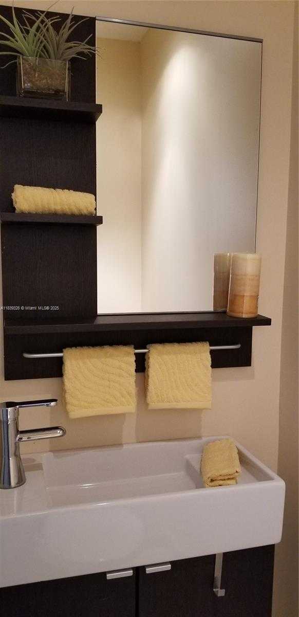 Small Image of 1337 EUCLID AVE #101, Miami Beach Number 63