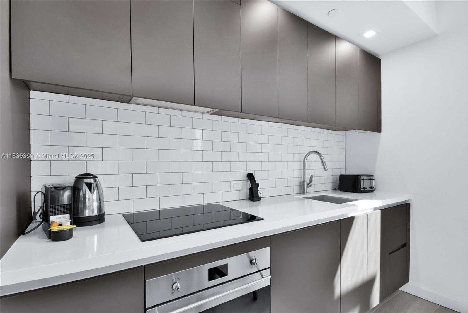 Small Image of 227 NORTH EAST 2ND ST #2000, Miami Number 10
