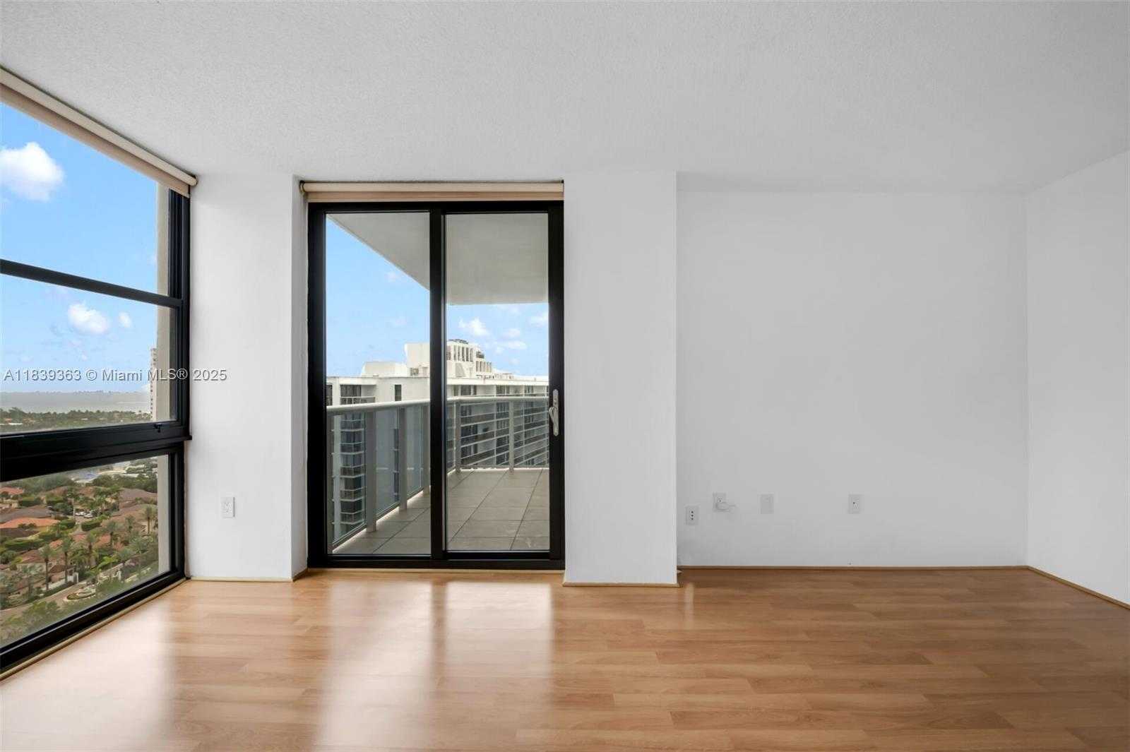 Small Image of 3675 NORTH COUNTRY CLUB DR #2302, Aventura Number 12
