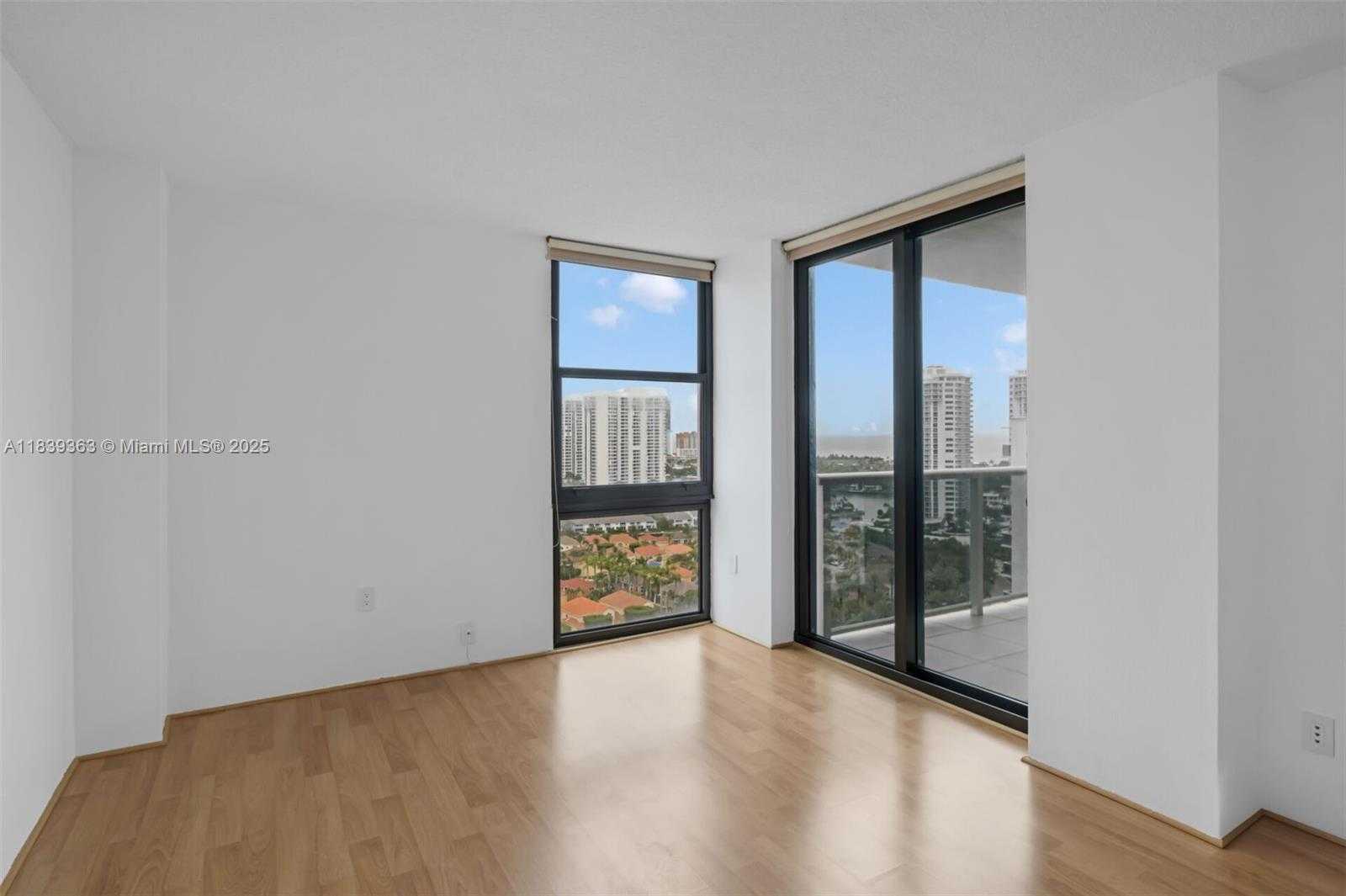 Small Image of 3675 NORTH COUNTRY CLUB DR #2302, Aventura Number 23