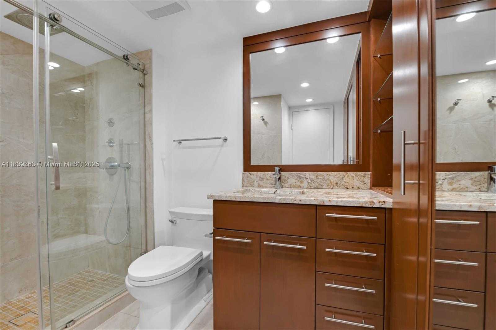 Small Image of 3675 NORTH COUNTRY CLUB DR #2302, Aventura Number 27