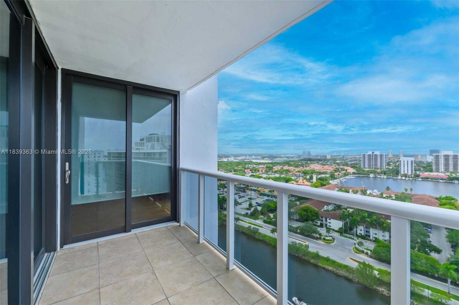 Small Image of 3675 NORTH COUNTRY CLUB DR #2302, Aventura Number 34
