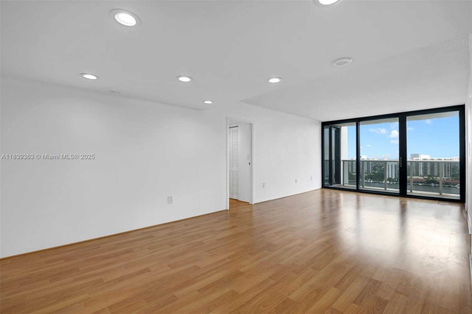 Small Image of 3675 NORTH COUNTRY CLUB DR #2302, Aventura Number 8