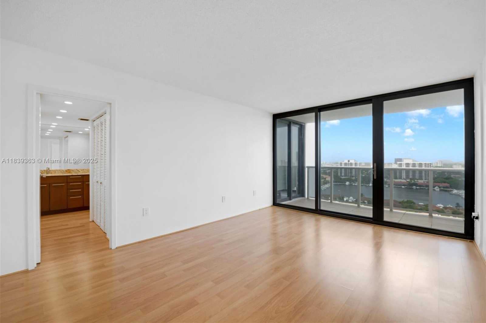 Small Image of 3675 NORTH COUNTRY CLUB DR #2302, Aventura Number 9