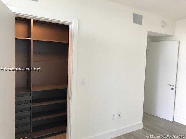 Small Image of 1451 BRICKELL AVE #902, Miami Number 9
