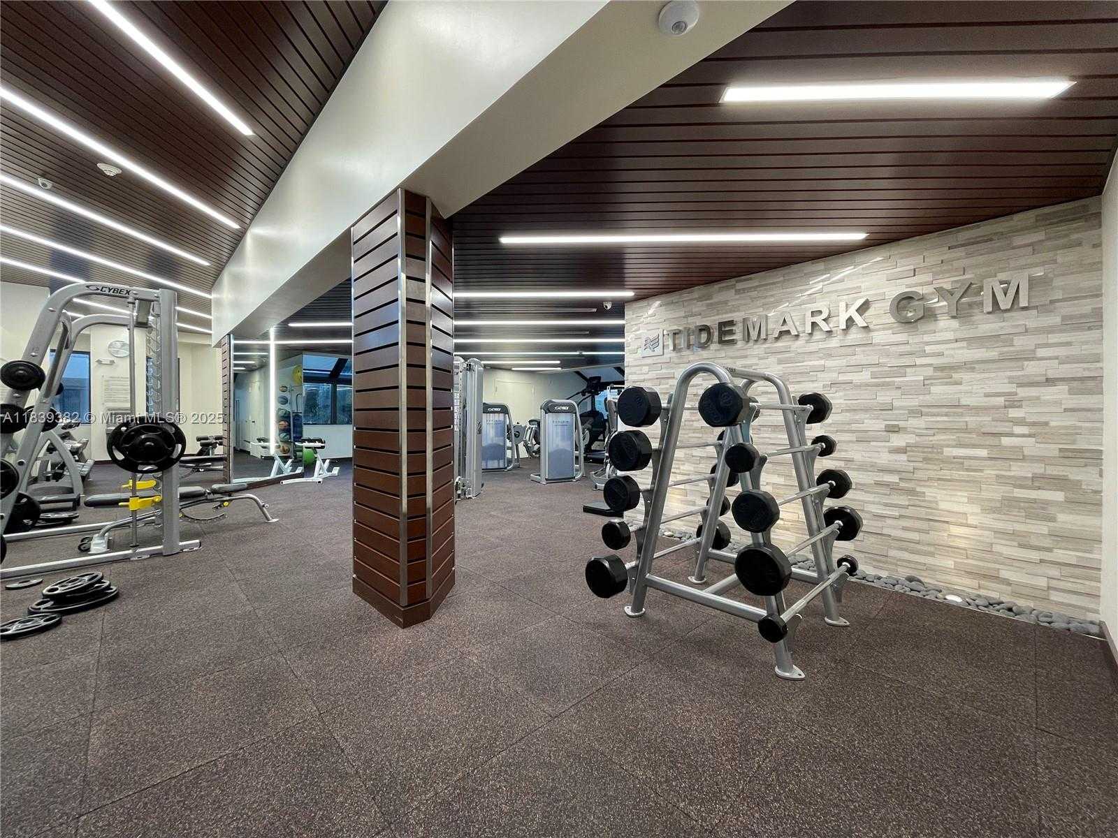Small Image of 201 CRANDON BLVD #305, Key Biscayne Number 32