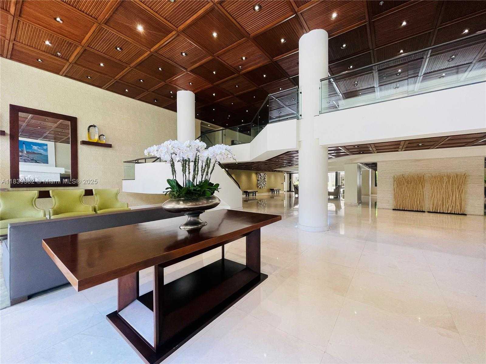 Small Image of 201 CRANDON BLVD #305, Key Biscayne Number 34