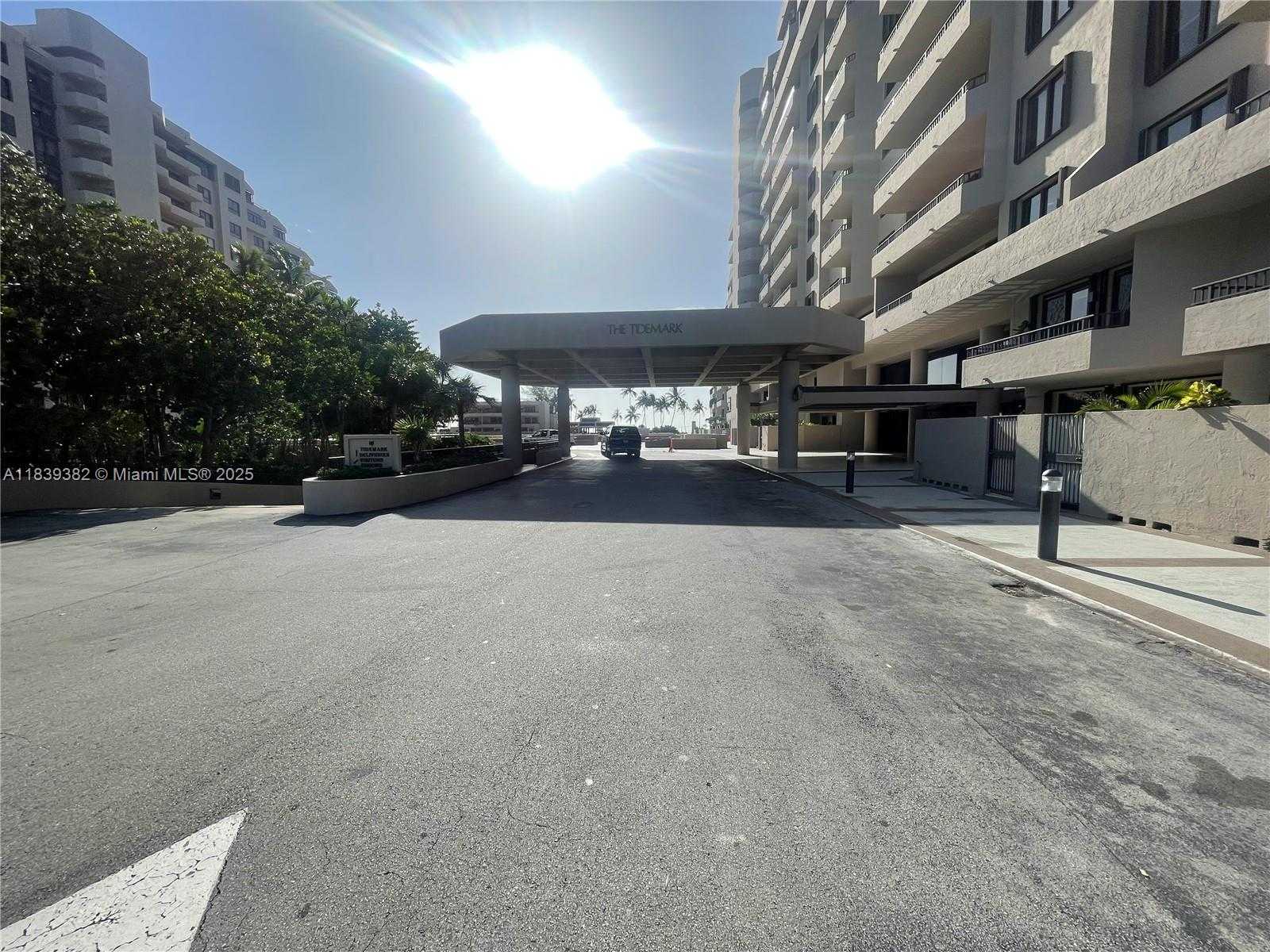 Small Image of 201 CRANDON BLVD #305, Key Biscayne Number 35