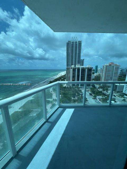 Small Image of 6515 COLLINS AVE #1603, Miami Beach Number 21
