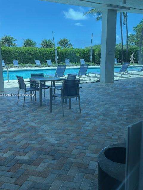 Small Image of 6515 COLLINS AVE #1603, Miami Beach Number 27