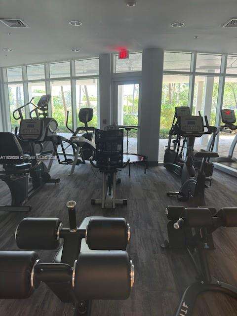 Small Image of 6515 COLLINS AVE #1603, Miami Beach Number 31