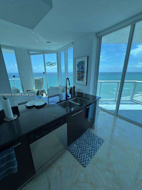 Small Image of 6515 COLLINS AVE #1603, Miami Beach Number 9