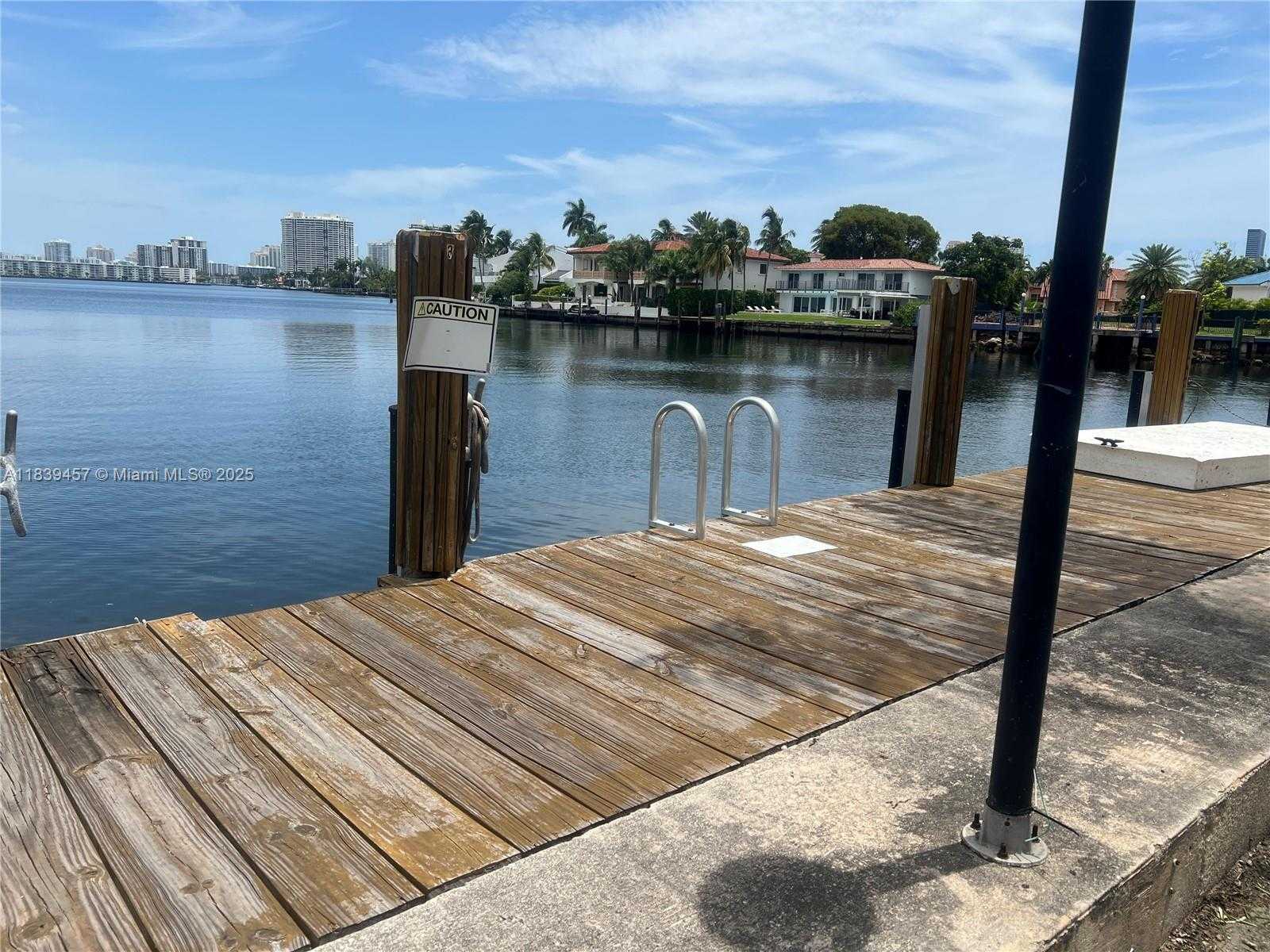 Small Image of 2821 NORTH MIAMI BEACH BLVD #2E, North Miami Beach Number 9