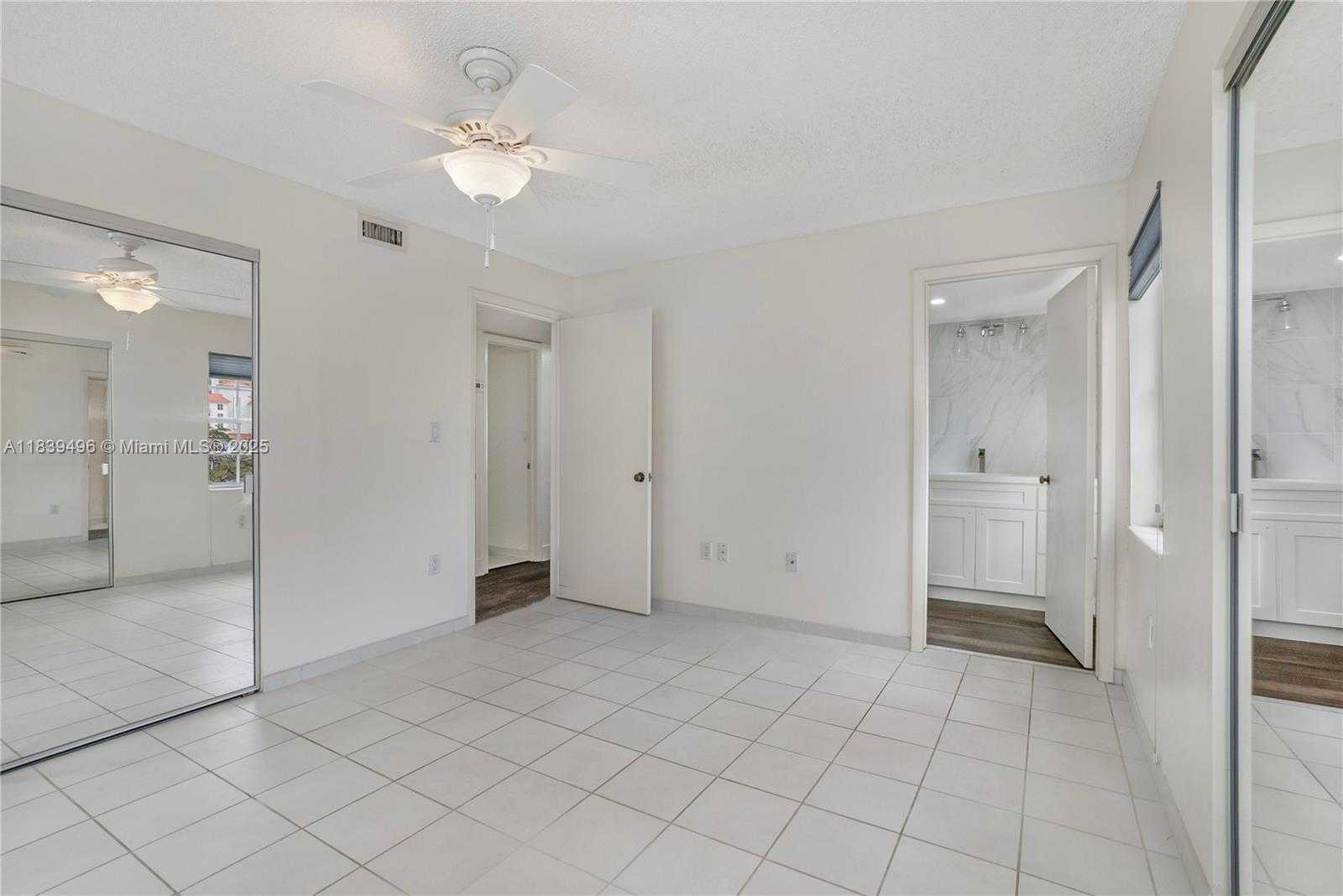 Small Image of 37 MAJORCA AVE #401, Coral Gables Number 8