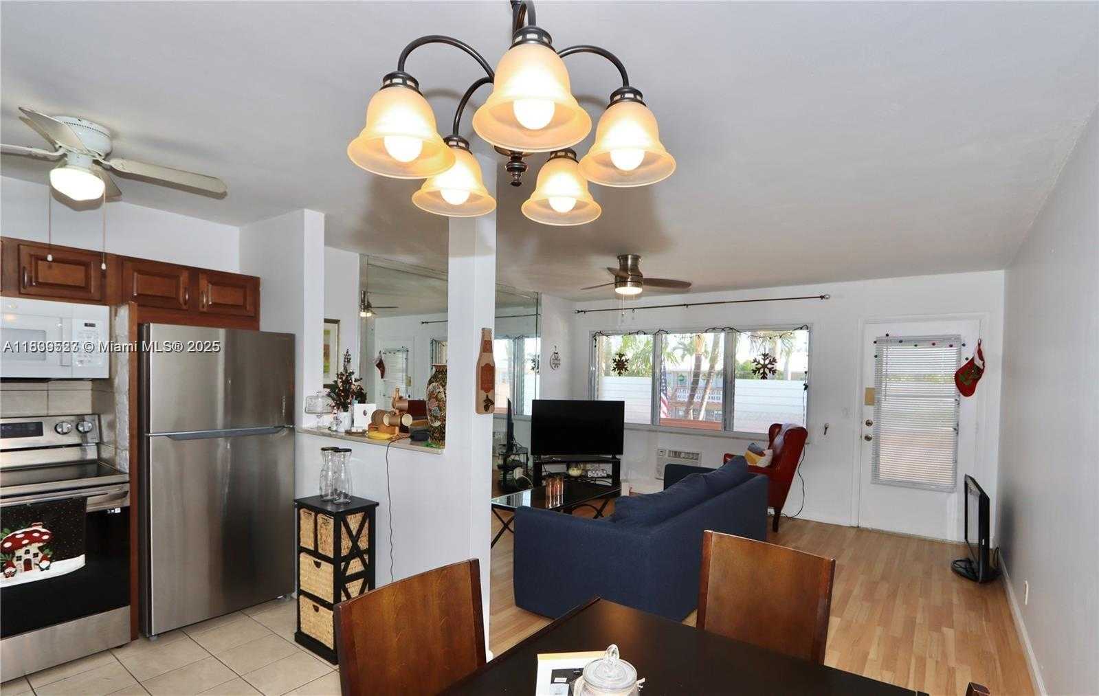 Small Image of 900 SOUTH WEST 11TH AVE #C, Hallandale Beach Number 12