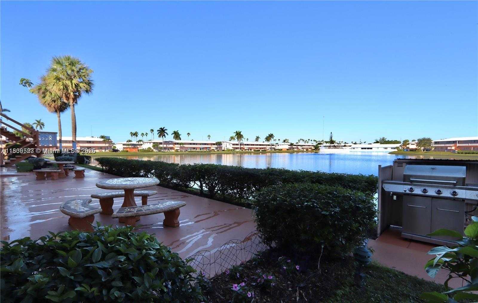 Small Image of 900 SOUTH WEST 11TH AVE #C, Hallandale Beach Number 19