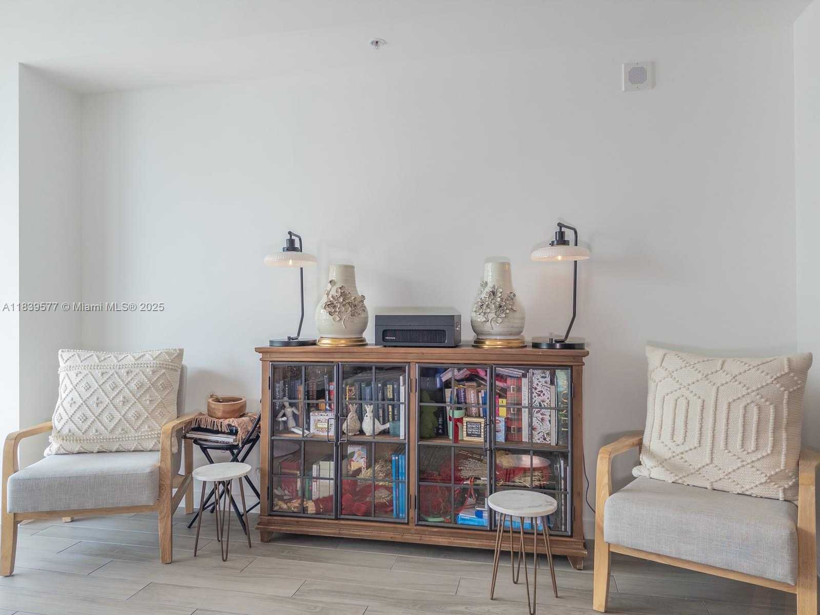 Small Image of 999 SOUTH WEST 1ST AVE #1609, Miami Number 8