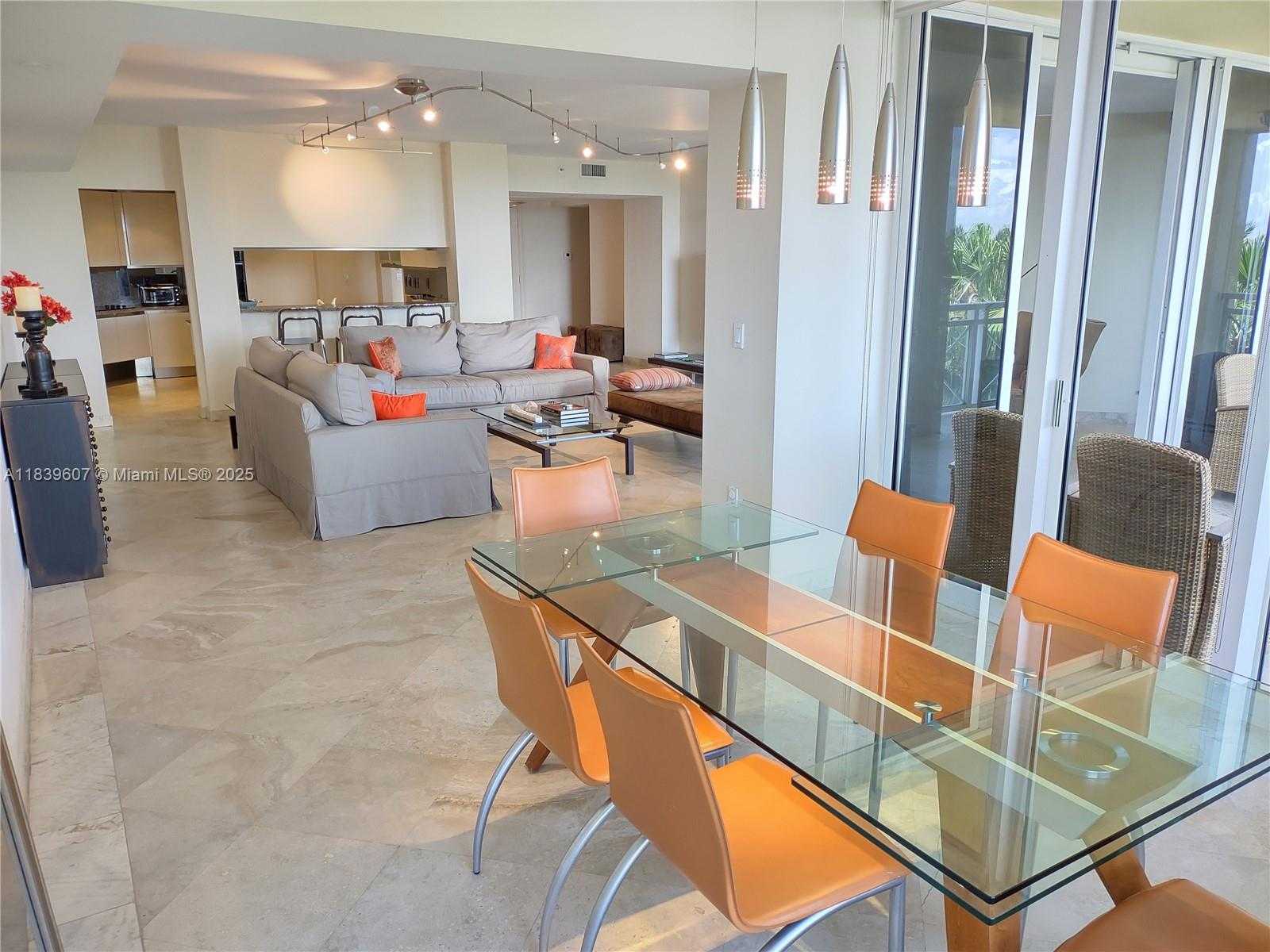 Small Image of 445 GRAND BAY DR #601, Key Biscayne Number 13
