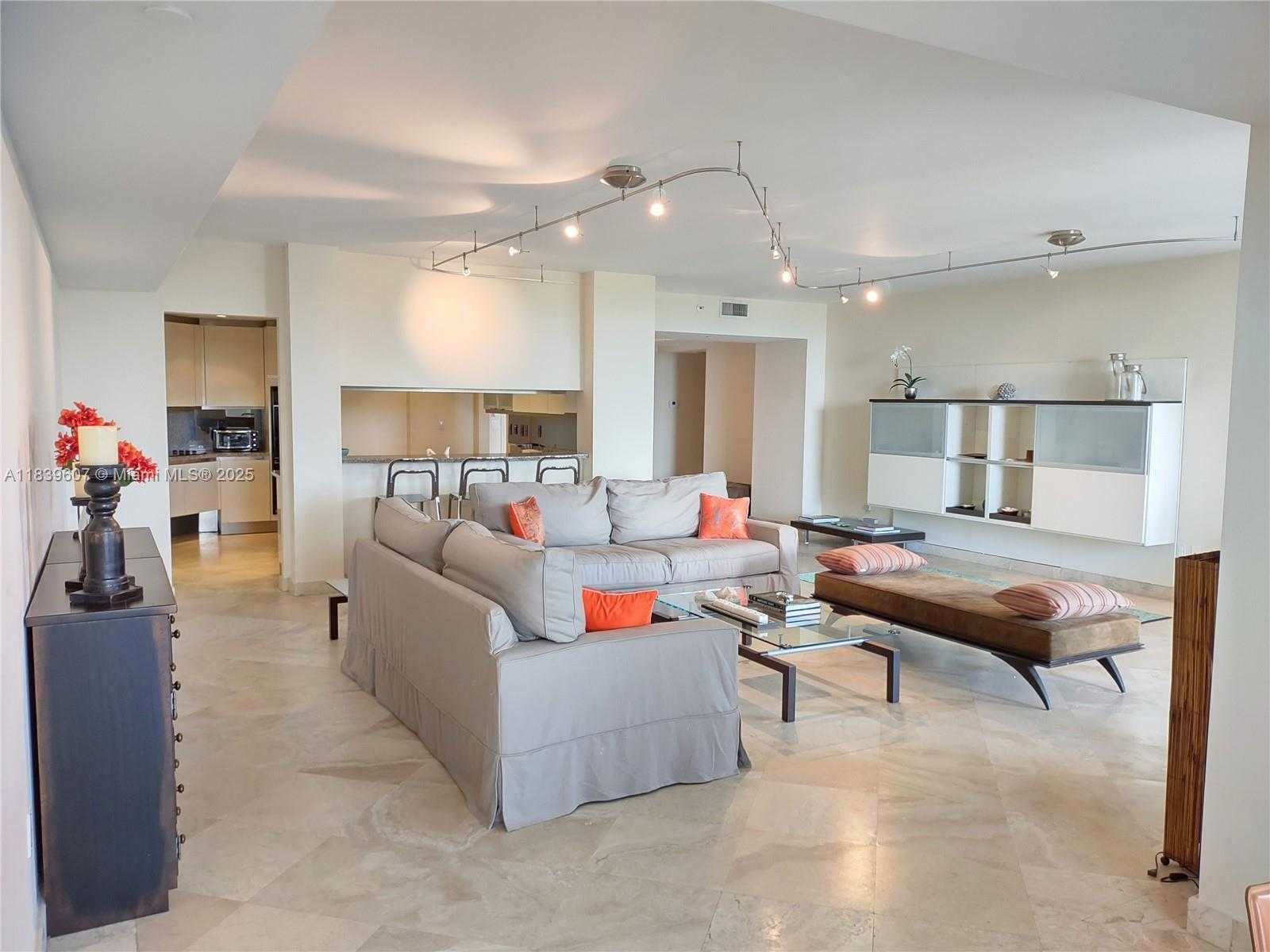 Small Image of 445 GRAND BAY DR #601, Key Biscayne Number 14