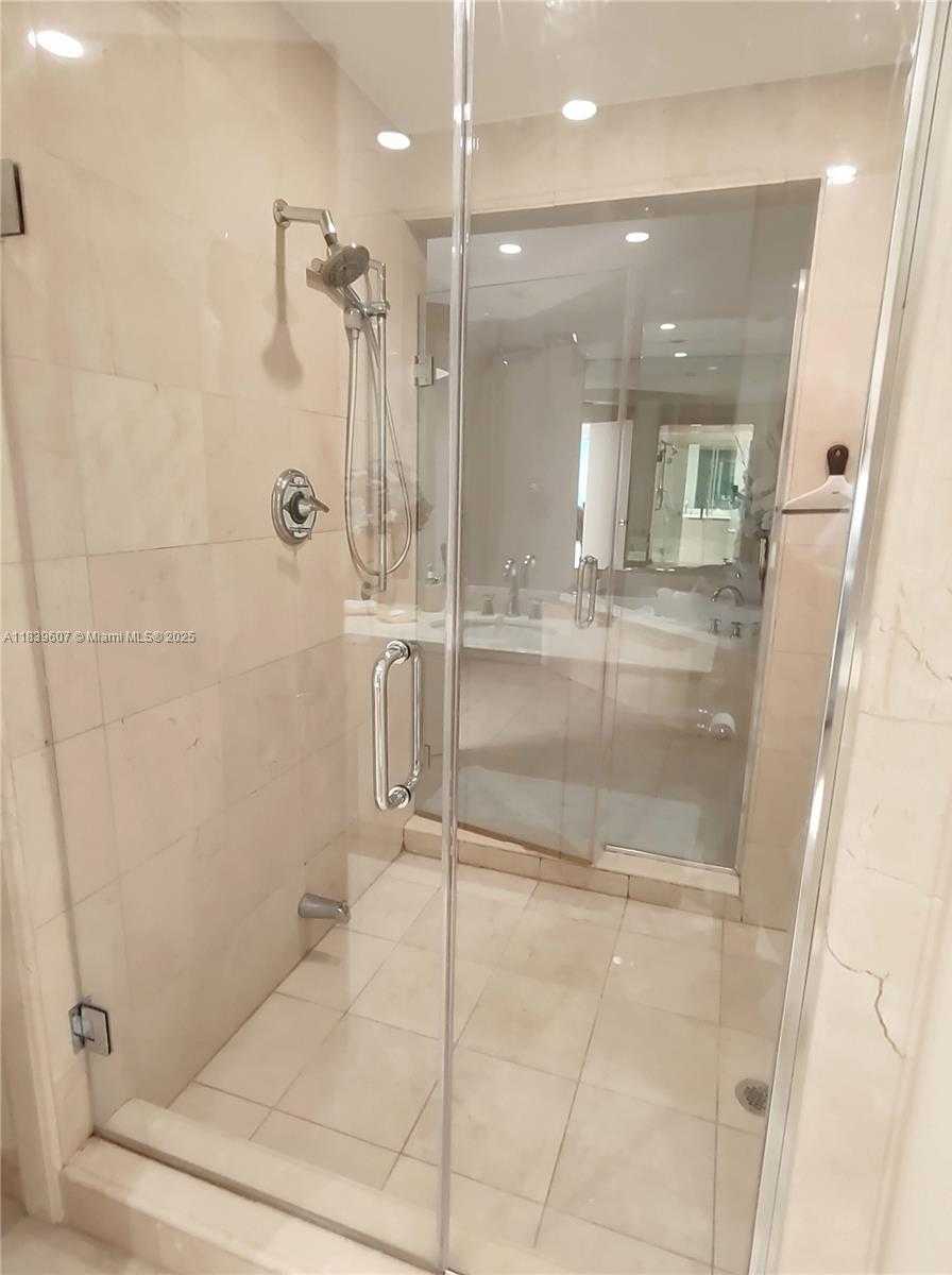 Small Image of 445 GRAND BAY DR #601, Key Biscayne Number 26