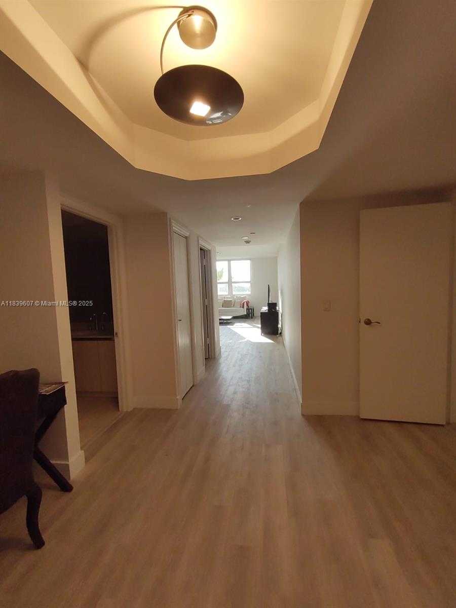 Small Image of 445 GRAND BAY DR #601, Key Biscayne Number 29