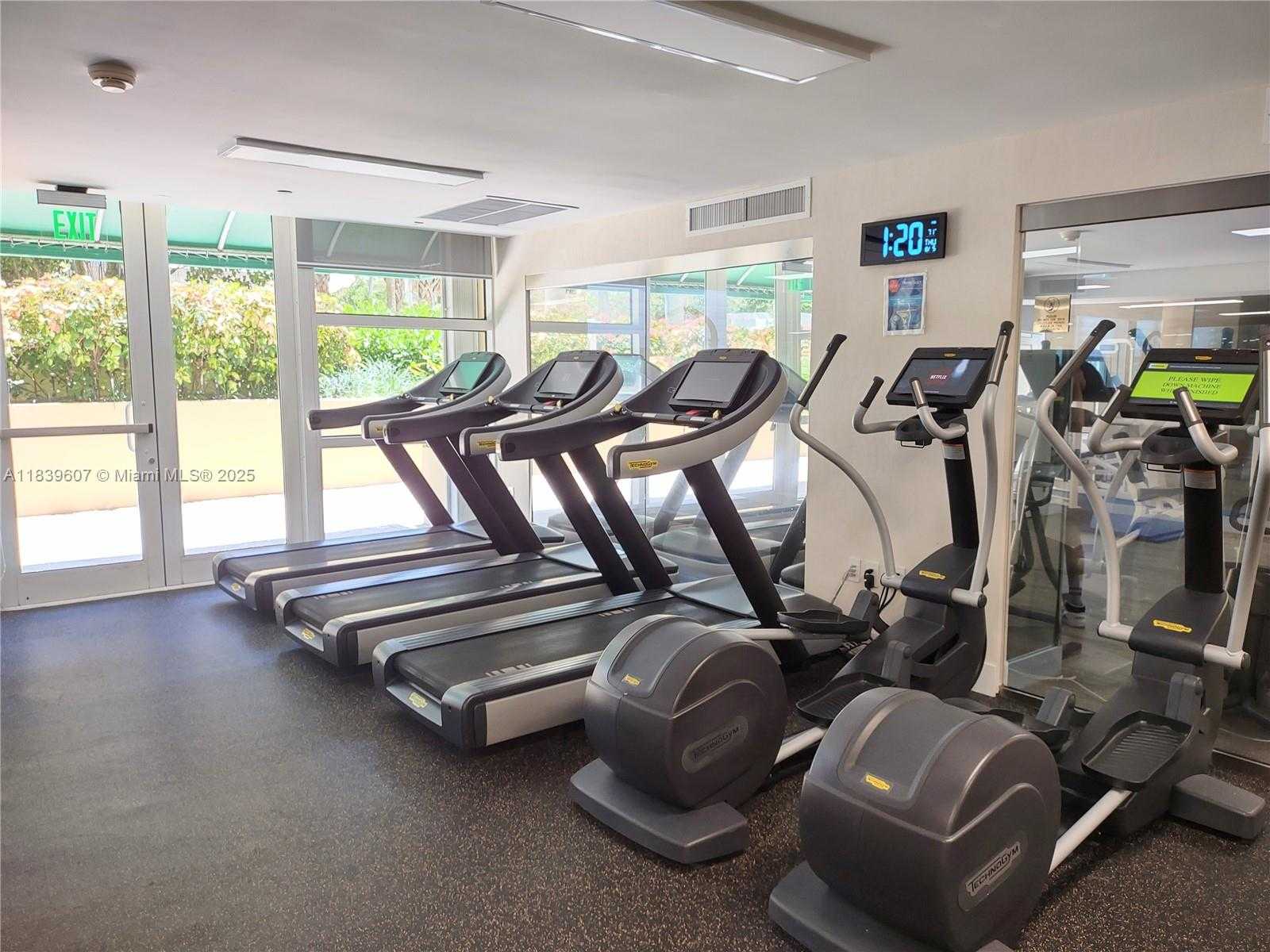 Small Image of 445 GRAND BAY DR #601, Key Biscayne Number 40