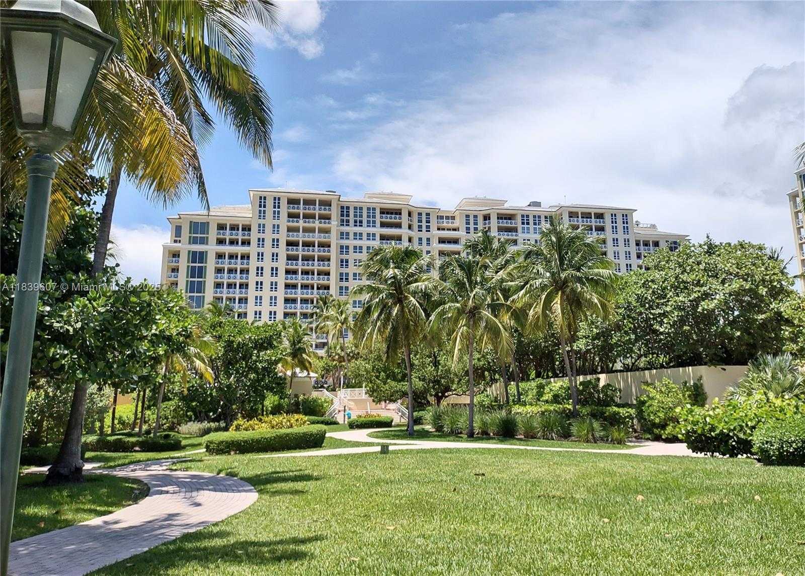 Small Image of 445 GRAND BAY DR #601, Key Biscayne Number 42