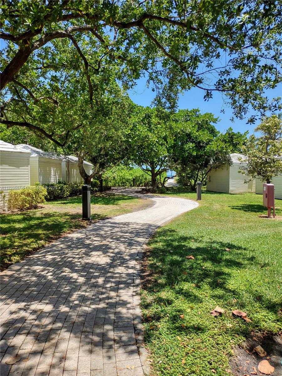Small Image of 445 GRAND BAY DR #601, Key Biscayne Number 43