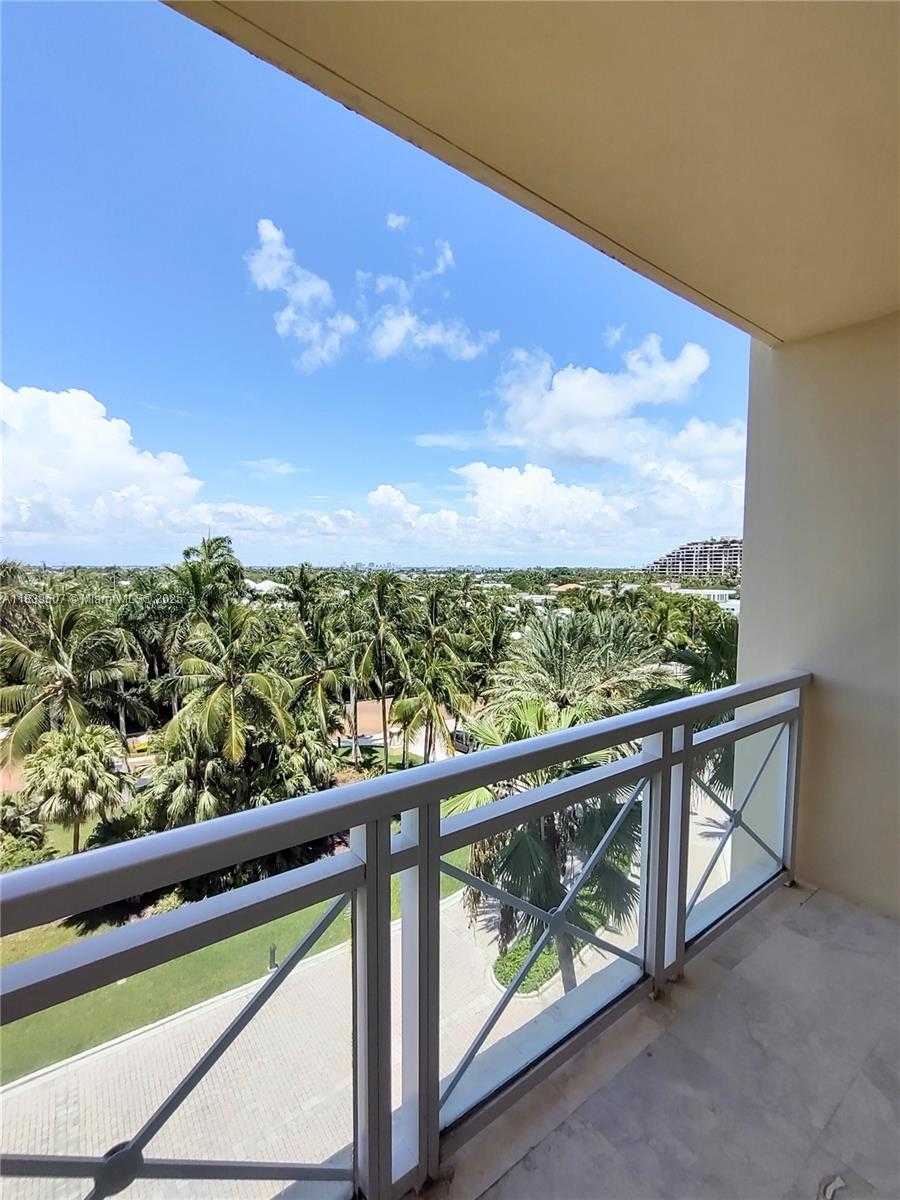 Small Image of 445 GRAND BAY DR #601, Key Biscayne Number 5