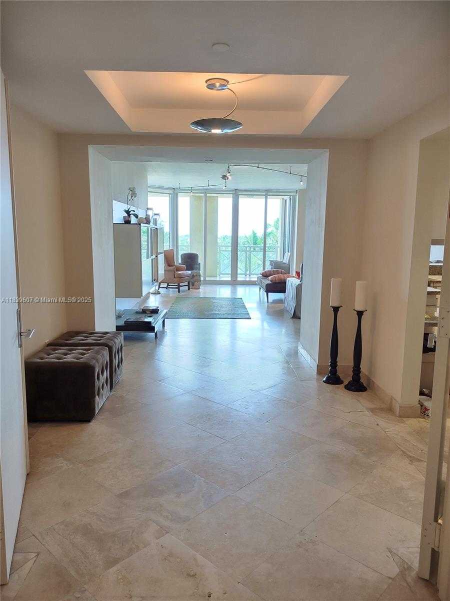 Small Image of 445 GRAND BAY DR #601, Key Biscayne Number 9