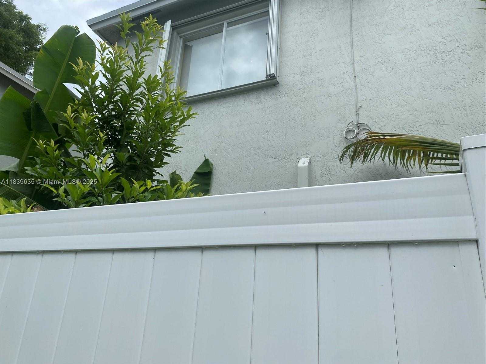 Small Image of 6006 PLUM PL, Tamarac Number 3