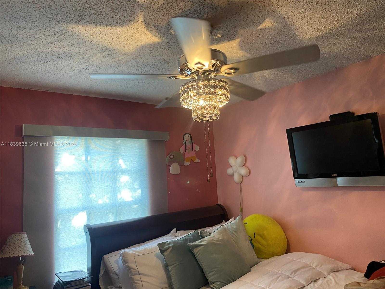 Small Image of 6006 PLUM PL, Tamarac Number 72
