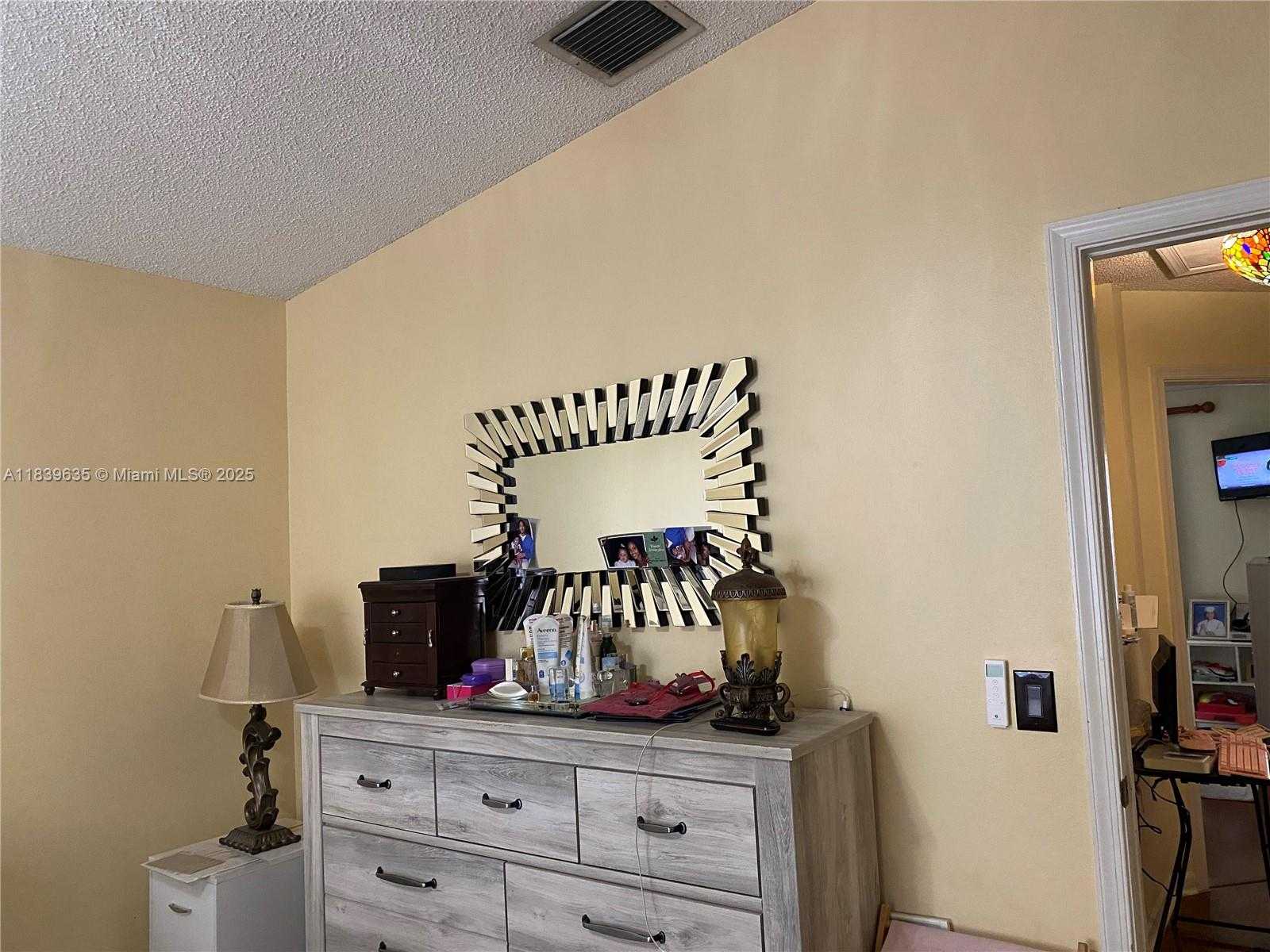 Small Image of 6006 PLUM PL, Tamarac Number 75