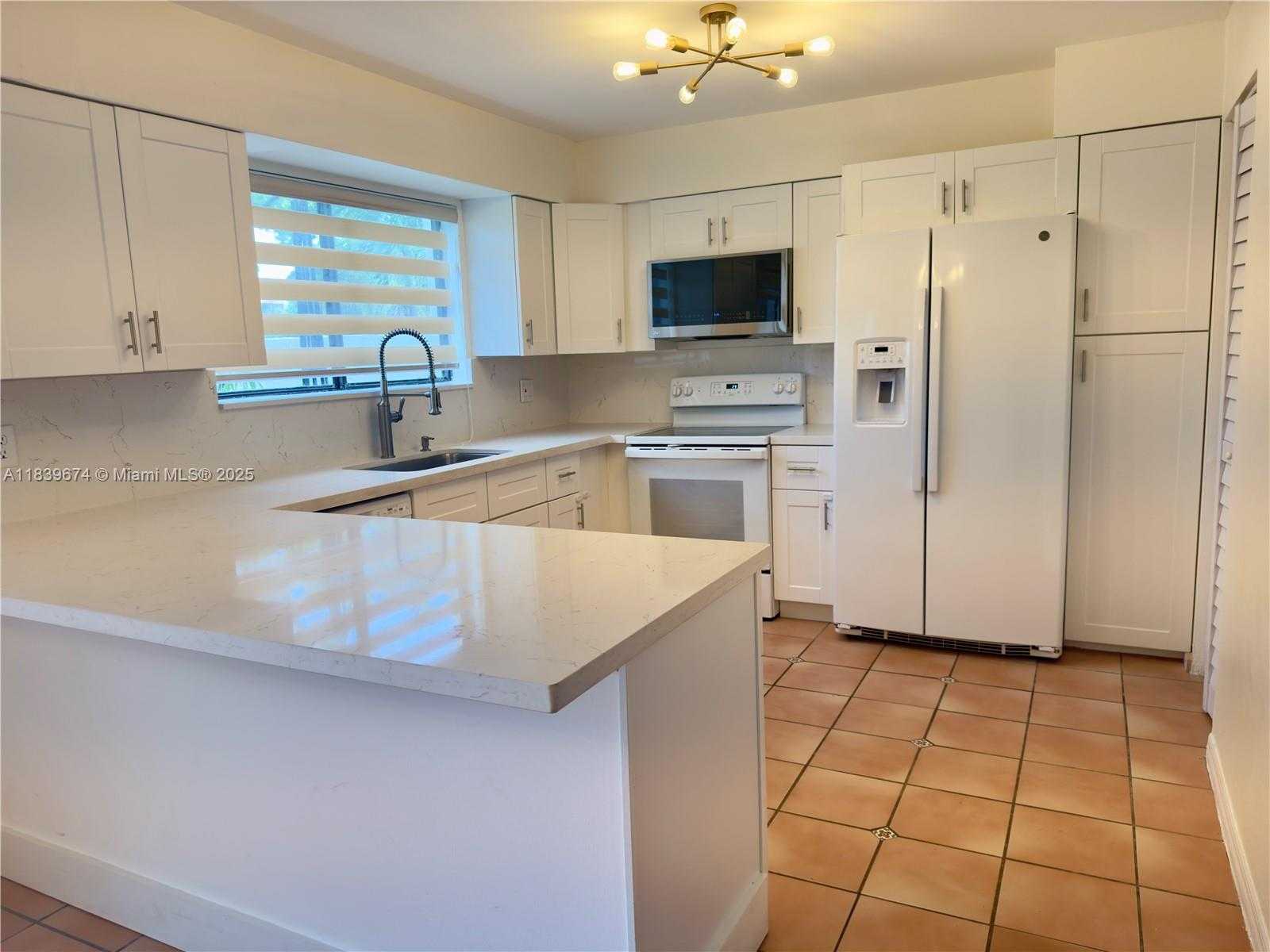 Small Image of 13009 SOUTH WEST 95TH AVE #13009, Miami Number 10