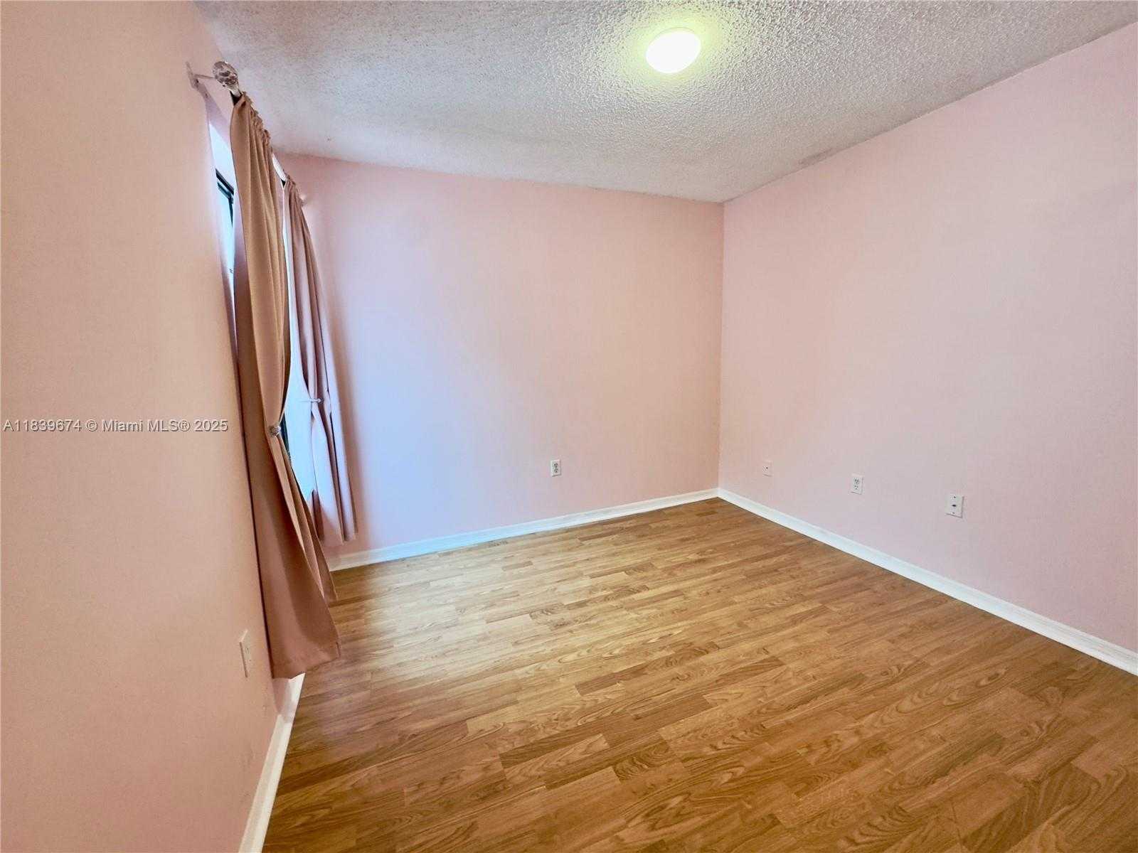 Small Image of 13009 SOUTH WEST 95TH AVE #13009, Miami Number 24
