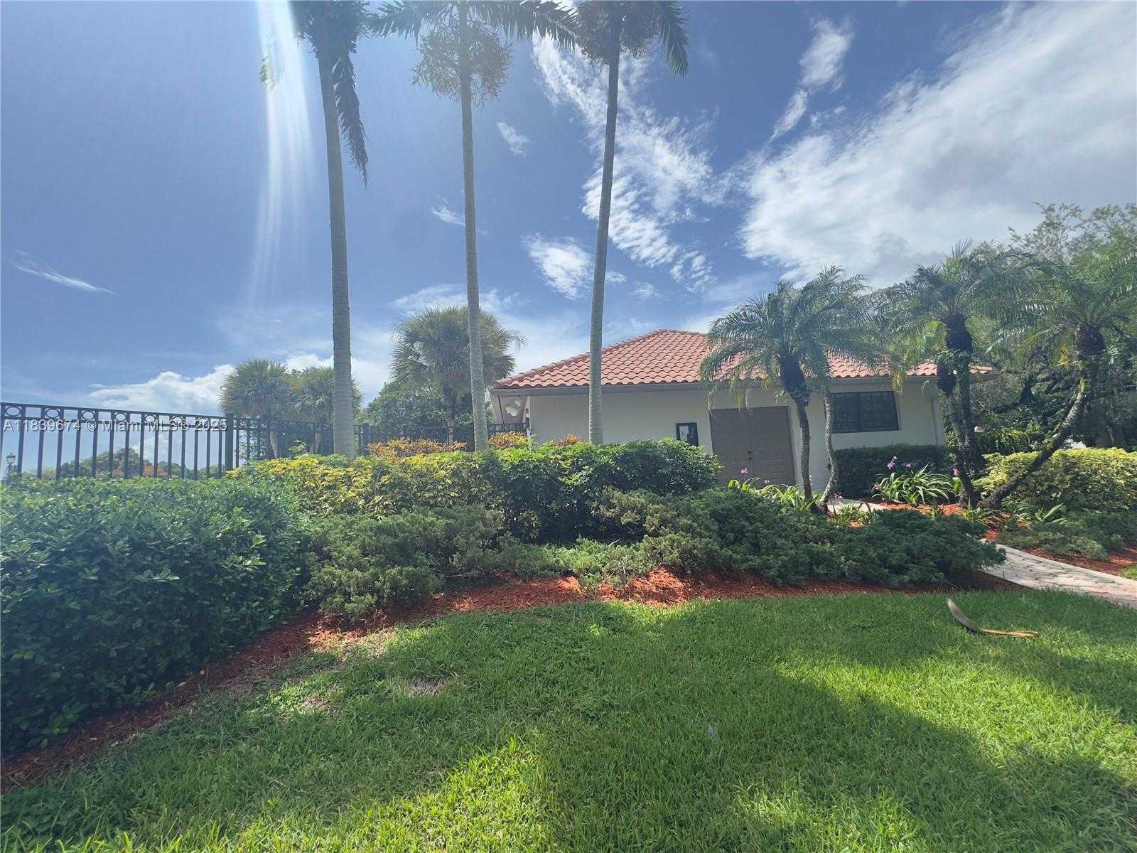 Small Image of 13009 SOUTH WEST 95TH AVE #13009, Miami Number 28