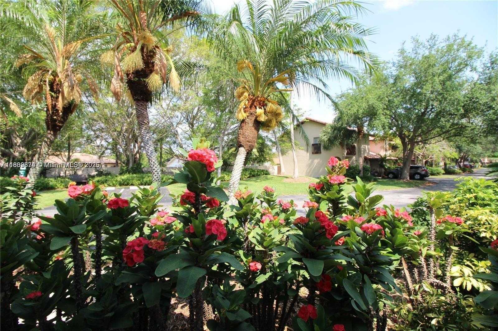 Small Image of 13009 SOUTH WEST 95TH AVE #13009, Miami Number 30