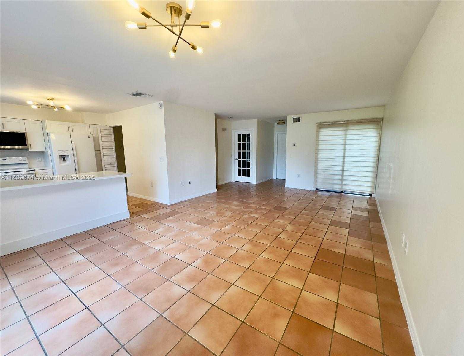 Small Image of 13009 SOUTH WEST 95TH AVE #13009, Miami Number 6