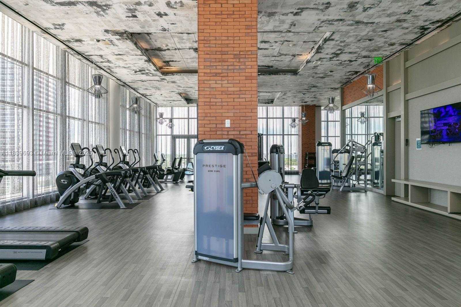 Small Image of 4010 SOUTH OCEAN DR #T4105, Hollywood Number 31